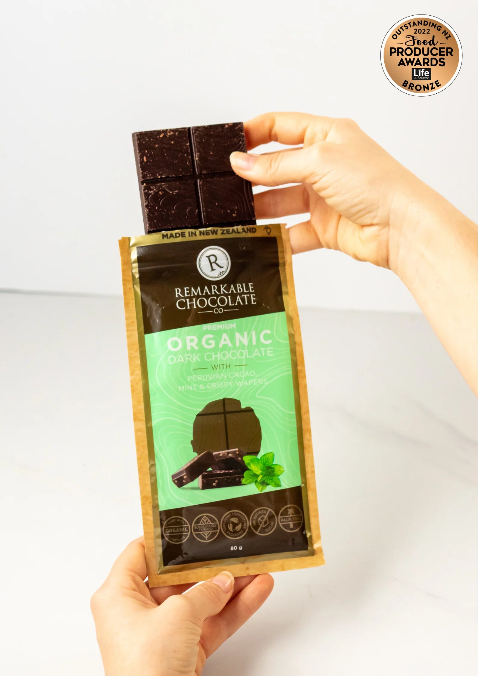 The Remarkable Chocolate Co. Organic 56% Dark  &amp; Mint Wafer 80g